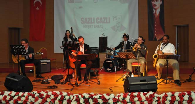 ABD’li müzisyenler türküleri caz tadında yorumladı