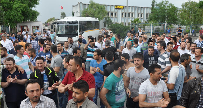 Bursa&#039;daki işçilerin eylemi İzmir&#039;e sıçradı