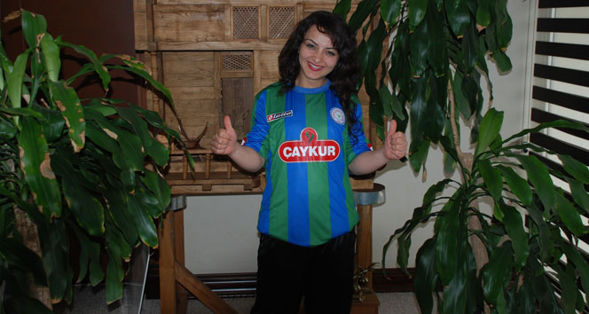 Dünya şampiyonu bayan halterci Çaykur Rizespor'da