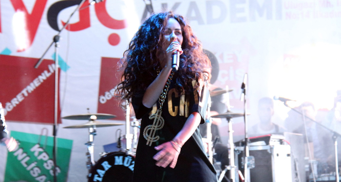 Dünyaca ünlü pop yıldızı İnna'dan Samsun'da konser