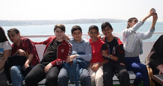 Beyoğlulu öğrenciler Boğaz’ı turluyor