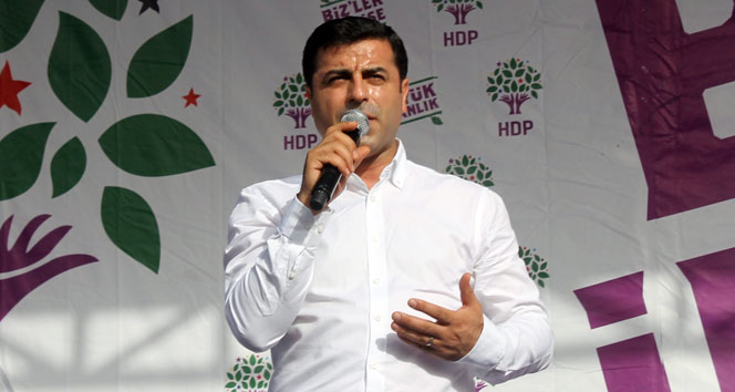 Selahattin Demirtaş: 'İnadına bu ülkeye barış gelecek'