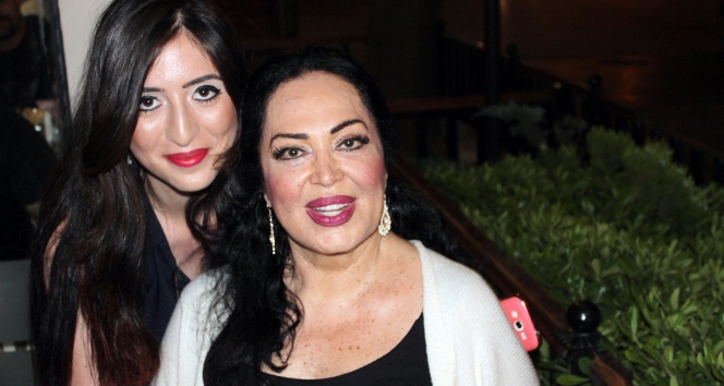 Türkan Şoray benzerini buldu