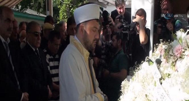 Erol Simavi son yolculuğuna uğurlandı