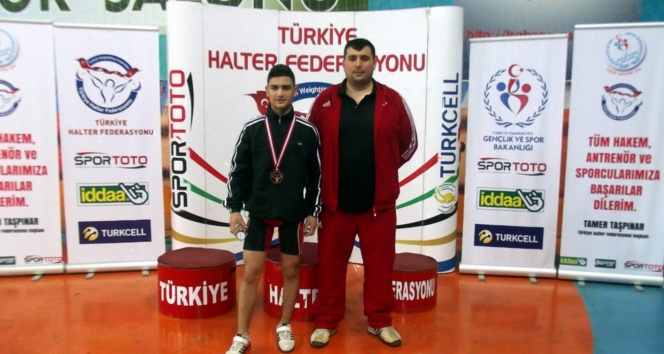 Aydın’dan halterde çifte gurur