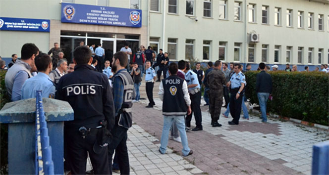 Edirne&#039;de şafak operasyonu, çok sayıda gözaltı!