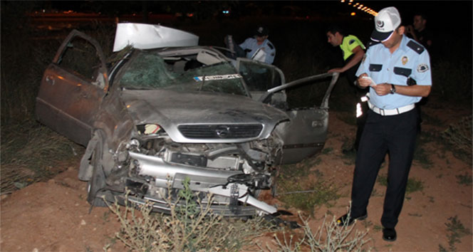 Köpeğe çarpmamak için takla attı!