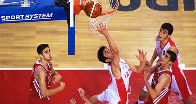 Milliler yarı finalde