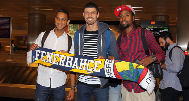 Fenerbahçe&#039;nin 3 transferi birden İstanbul&#039;da