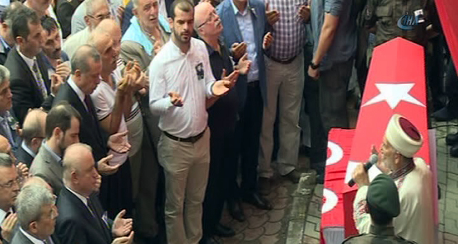 Cumhurbaşkanı Erdoğan, şehit cenazesine katıldı