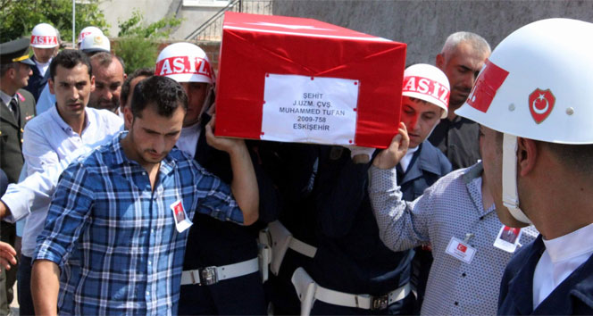 Şehit uzman çavuş son kez baba ocağında