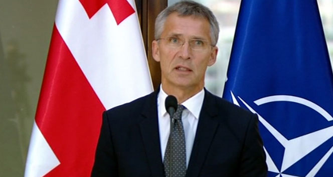 NATO Genel Sekreteri Stoltenberg&#039;den Gürcistan&#039;a övgü