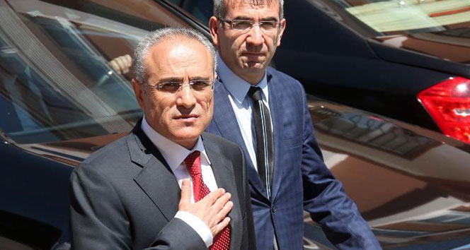 Kültür Bakanı Topçu, şehit polis memurunun ailesini ziyaret