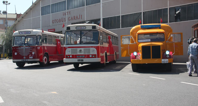 İETT’nin nostalji otobüsleri İstanbul sokaklarına döndü