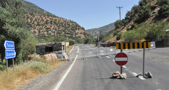 Operasyon nedeniyle kapatılan yollar ulaşıma açıldı