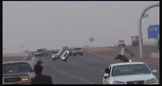 Arap gençlerden 'ölümüne akrobasi'