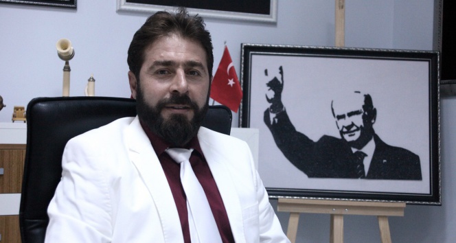 Şizofreni hastası komedyen aday adaylığını açıkladı