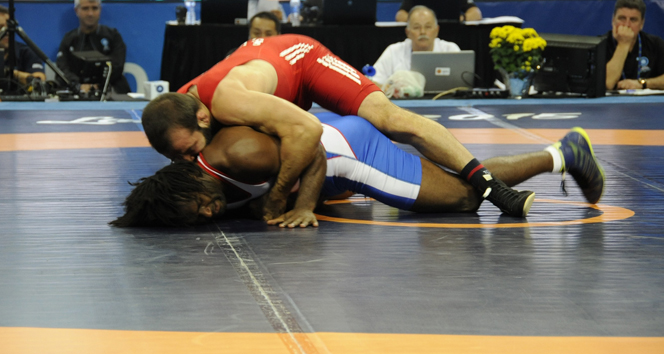 Selim Yaşar’dan gümüş madalya