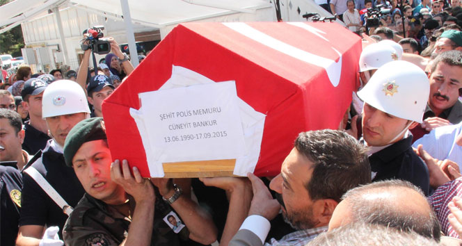 Elazığlı şehit son yolculuğuna uğurlandı