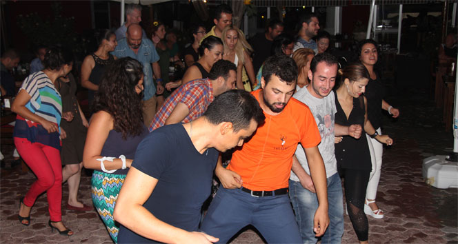 Dans ederek kilo veriyorlar