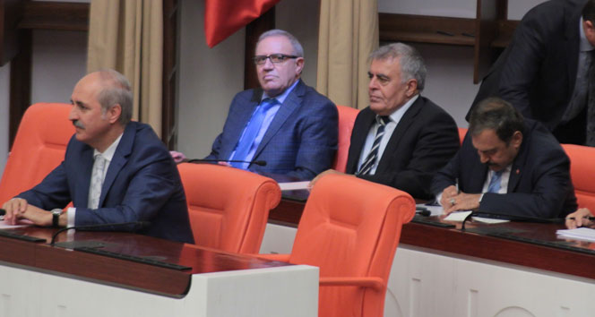 HDP&#039;li bakanlar istifa etti!
