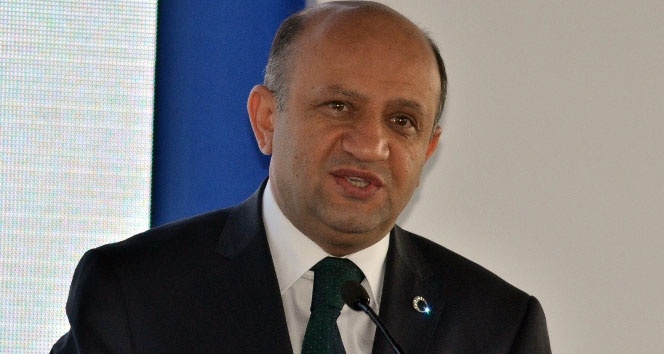 Bakan Işık'an avuç içi okuma sistemine test