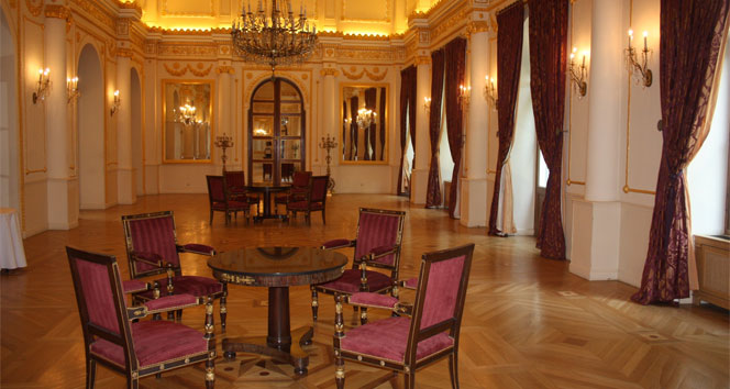 Fransız Sarayı iftara hazırlanıyor