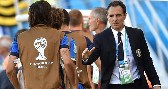 Galatasaray, İtalyan Cesare Prandelli'yi KAP'a bildirdi