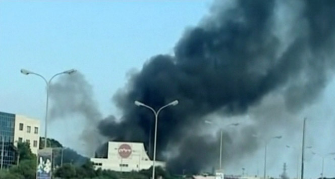 Gazze’den fırlatılan roketler benzin istasyonunu vurdu