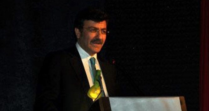 Üniversite adaylarını geniş burs olanakları bekliyor