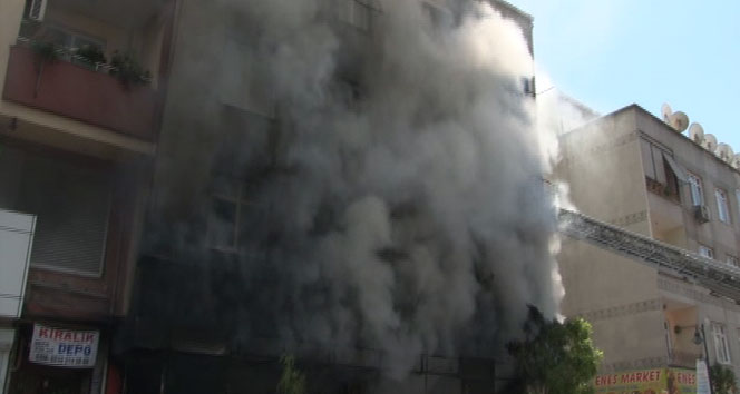 Zeytinburnu’nda patlama: 8 yaralı