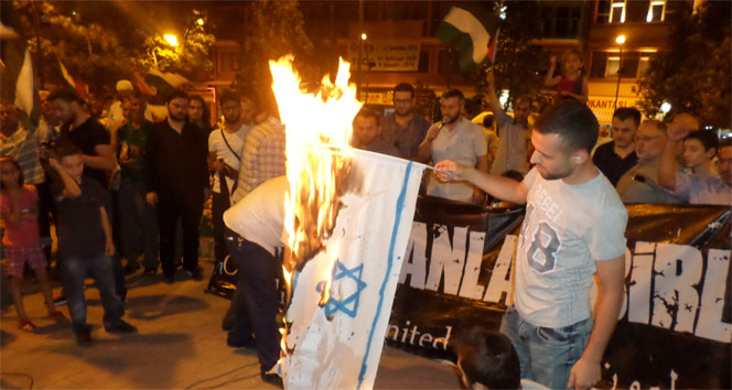 AGD Erenler Teşkilatı İsrail bayrağı yaktı