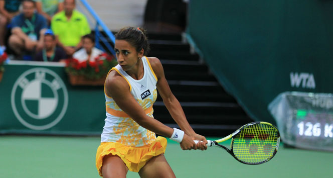 Büyükakçay üç sette mağlup