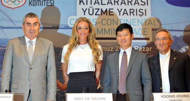 Samsung Boğaziçi Kıtalararası Yüzme Yarışı'nın basın toplantısı