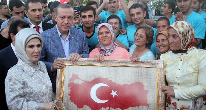 Erdoğan Mersin Valiliği’ni ziyaret etti