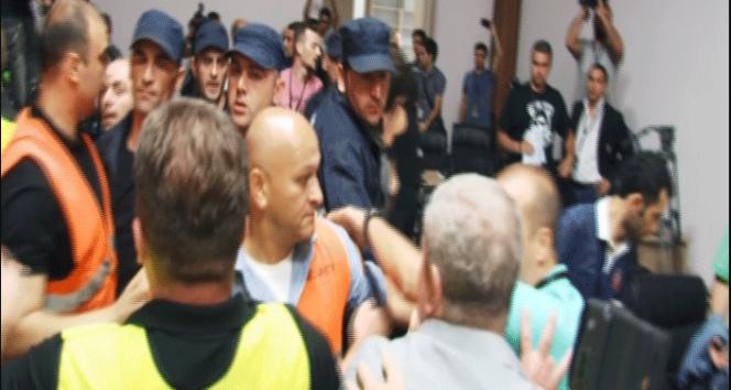 Gürcistan’da Türk gazetecilere saldırı