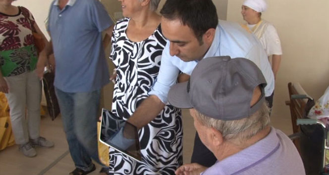 Huzurevi sakinlerinin teknoloji sevinci