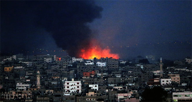 Gazze&#039;de ölü sayısı bin 422&#039;ye çıktı