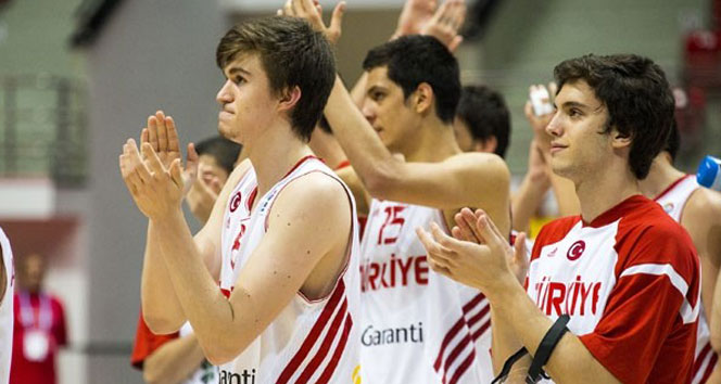 Genç Milliler finalde