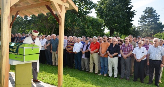 Ünlü oyuncu Baltacı Sapanca’da toprağa verildi