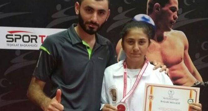 Asuman Çığlıoğlu, Türkiye ikincisi oldu
