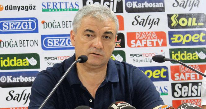 Rıza Çalımbay yan hakemlerden dert yandı