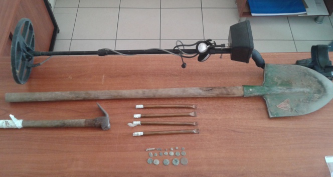 Definecilere suçüstü