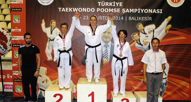 Oğluyla el ele veren anne Türkiye şampiyonu oldu