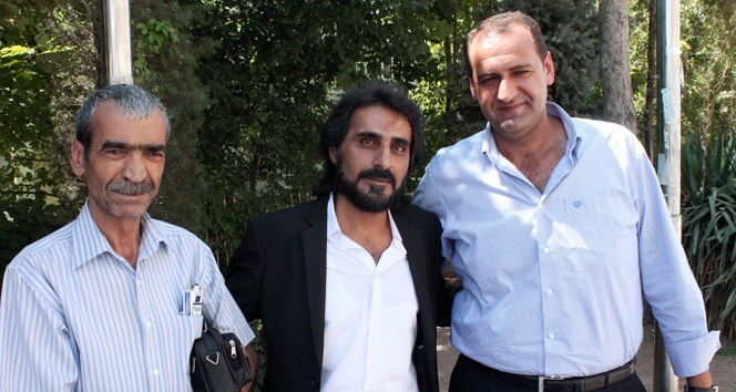 Abdülhey'e benzerliği şaşırtıyor