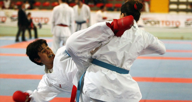 Genç Miller, Karate Turnuvası'nı zirvede tamamladı