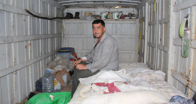 Kamyonet kasasında geçen 10 yıl