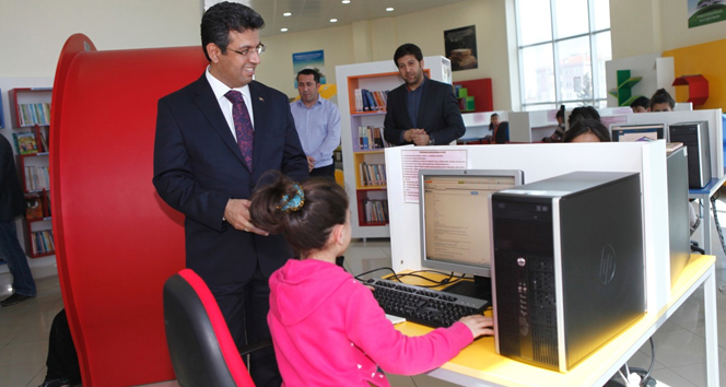 Küçükçekmece Belediyesi’nden eğitime büyük destek