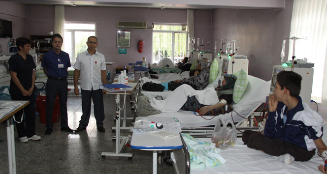 Burada hayata bağlanıyorlar