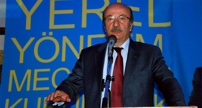 Mehmet Bekaroğlu, neden CHP’ye geçti?